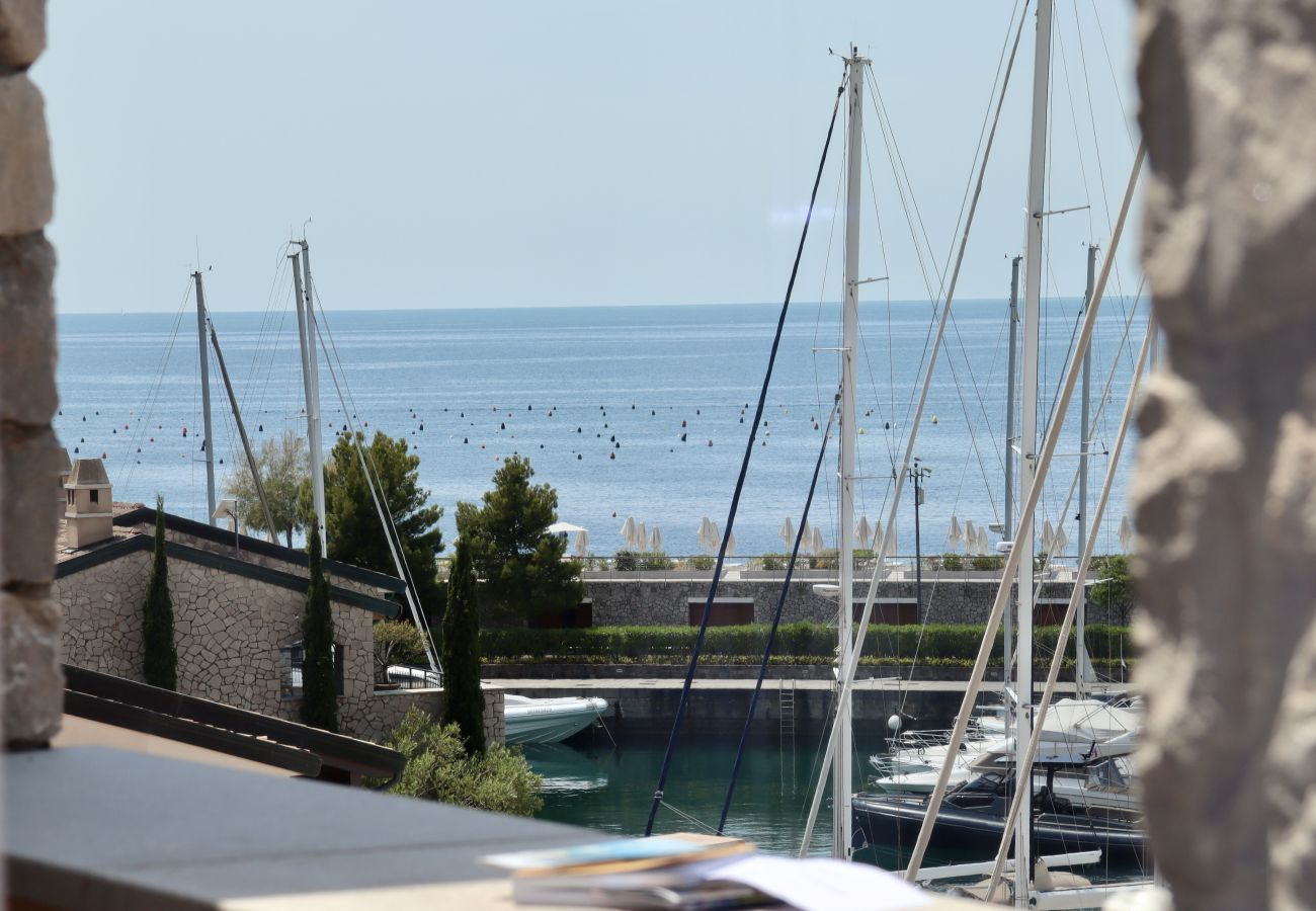 Ferienwohnung in Duino-Aurisina - Mediterranean view - Portopiccolo Apartments