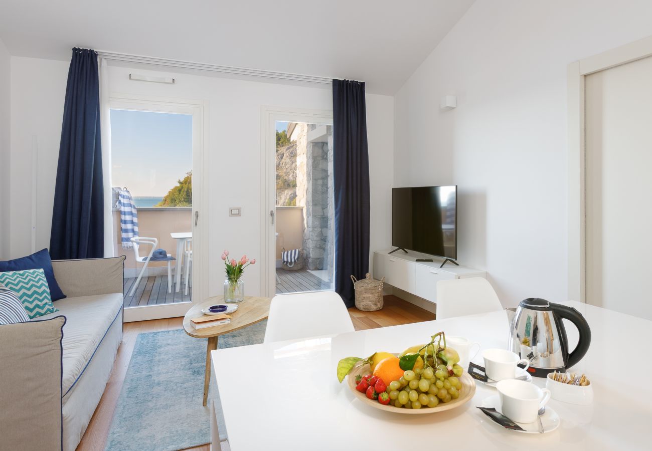 Ferienwohnung in Duino-Aurisina - Mediterranean view - Portopiccolo Apartments