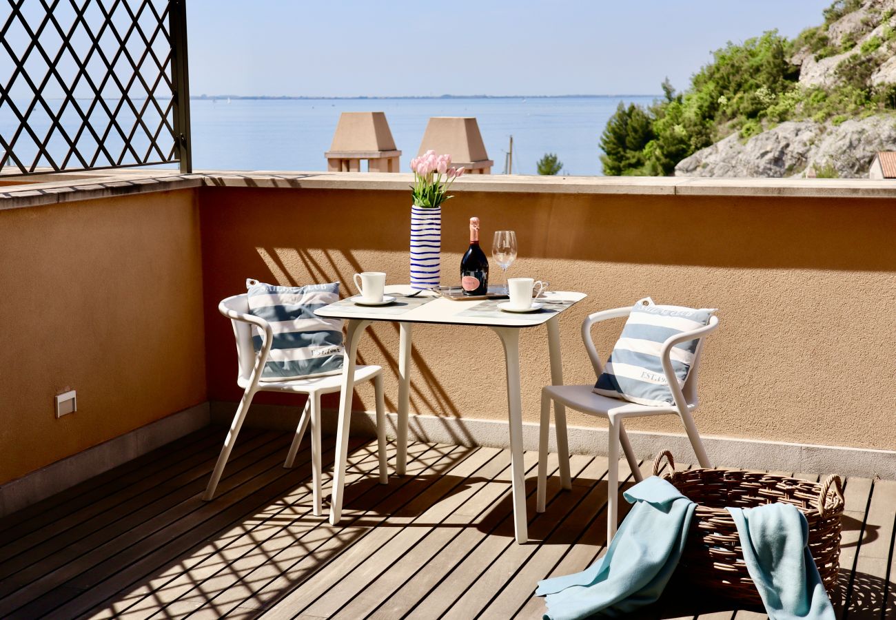 Ferienwohnung in Duino-Aurisina - Tramonto sul mare - Portopiccolo Apartments