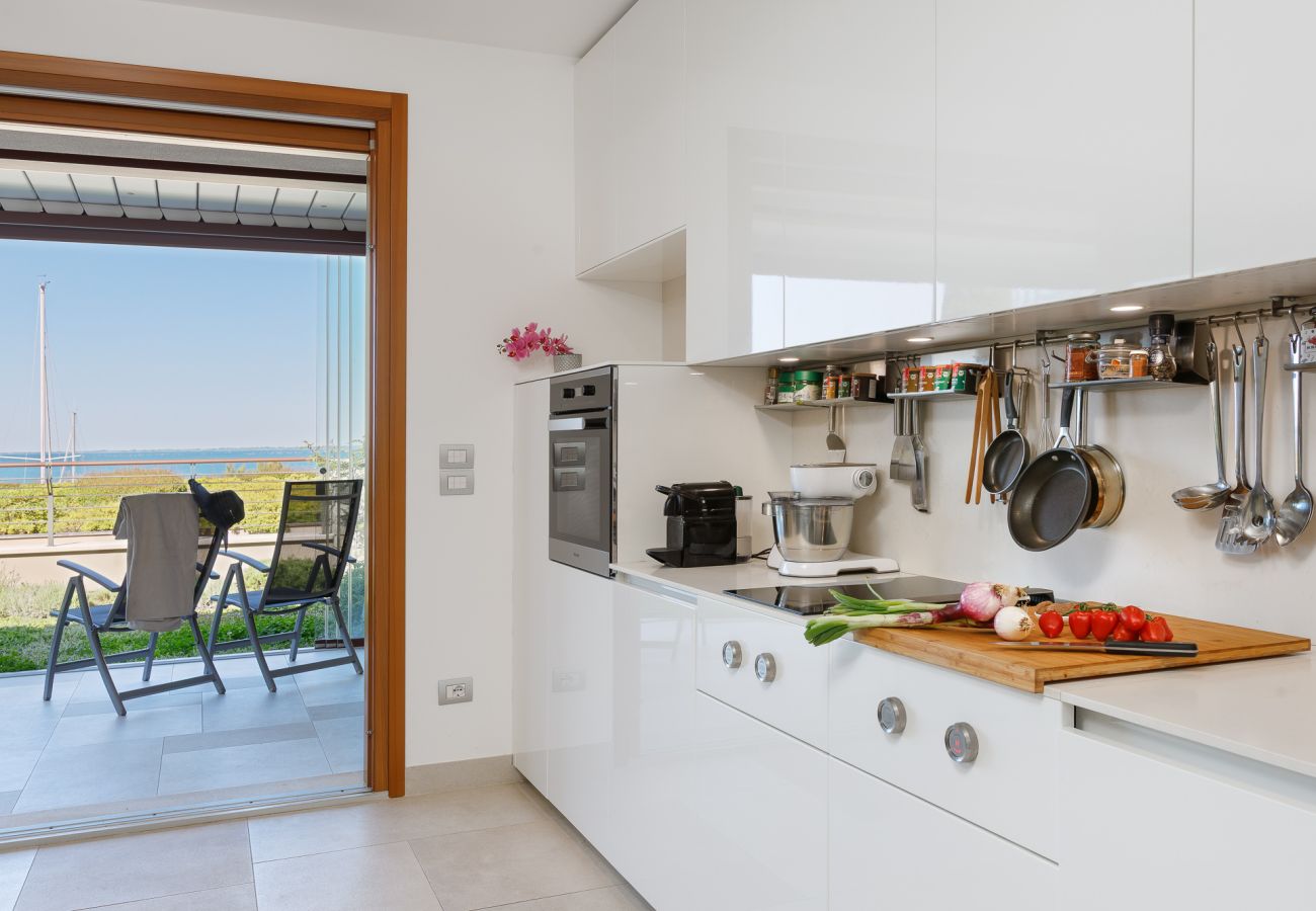 Ferienwohnung in Duino-Aurisina - Giardino vista castello - Portopiccolo Apartments