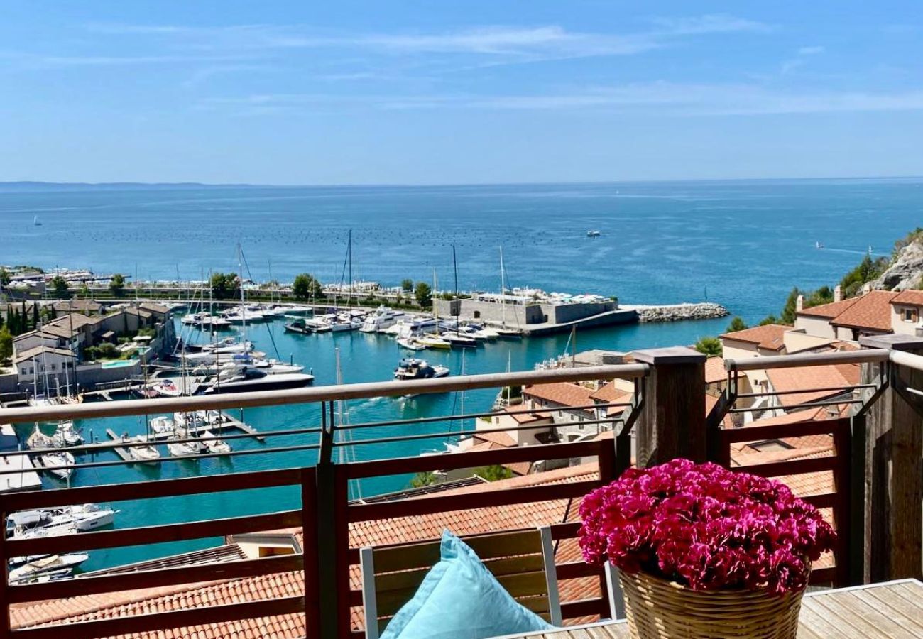 Apartment in Duino-Aurisina - Lighthouse - Portopiccolo Apartments