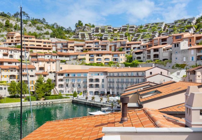 Апартаменты на Duino-Aurisina - Vista sul porticciolo - Portopiccolo Apartments Апартаменты на Duino-Aurisina - Vista sul porticciolo - Portopiccolo Apartments