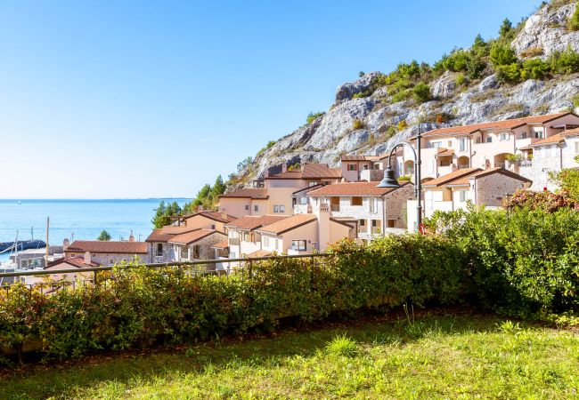 Апартаменты на Duino-Aurisina - Giardino Fiorito - Portopiccolo Apartments Апартаменты на Duino-Aurisina - Giardino Fiorito - Portopiccolo Apartments